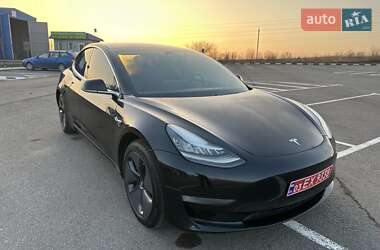 Седан Tesla Model 3 2019 в 