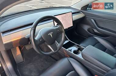 Седан Tesla Model 3 2019 в 