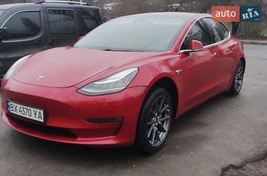 Седан Tesla Model 3 2018 в 