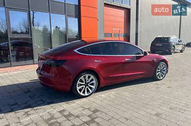 Седан Tesla Model 3 2018 в 