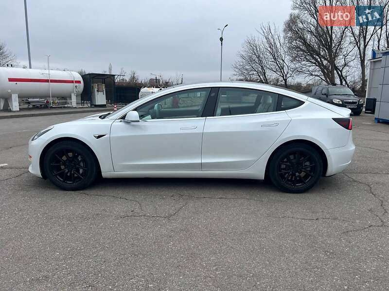 Седан Tesla Model 3 2020 в Запорожье фото 10 Седан Tesla Model 3 2020 в Запорожье