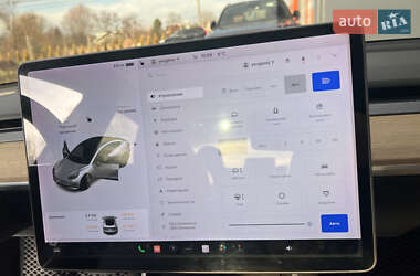 Седан Tesla Model 3 2018 в 