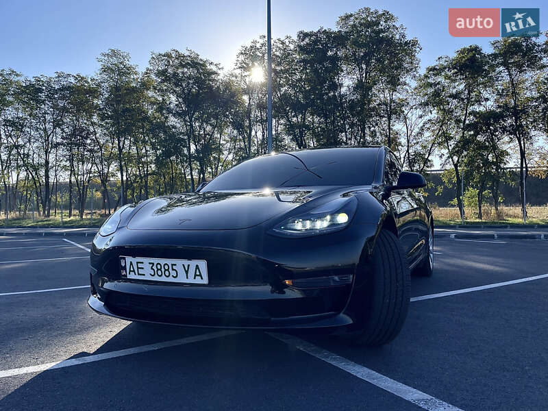 Седан Tesla Model 3 2022 в Днепре фото 4 Седан Tesla Model 3 2022 в Днепре