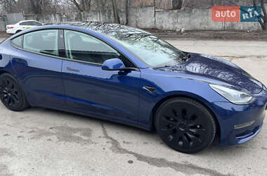 Седан Tesla Model 3 2021 в Дніпрі