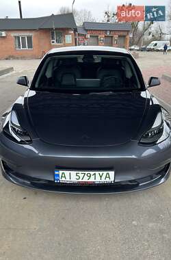 Седан Tesla Model 3 2022 в Ірпені