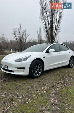 Седан Tesla Model 3 2021 в Каменском