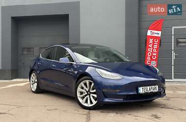 Седан Tesla Model 3 2018 в Киеве