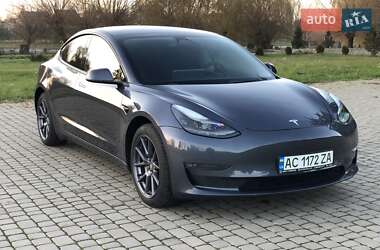 Tesla Model 3 2022