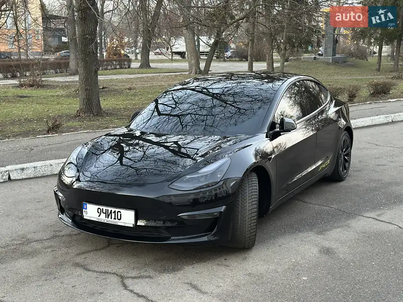 Tesla Model 3 2021