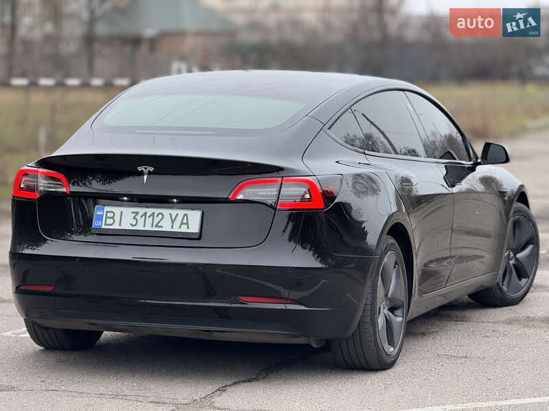 Седан Tesla Model 3 2019 в Кременчуге