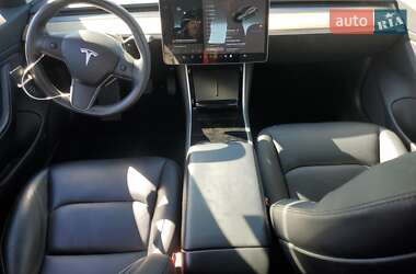 Седан Tesla Model 3 2018 в 