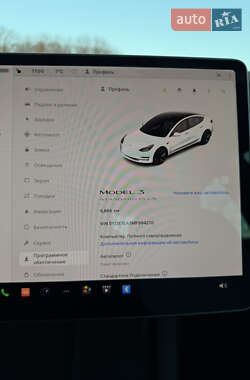 Седан Tesla Model 3 2021 в Калуше