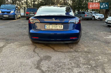 Седан Tesla Model 3 2020 в Черновцах