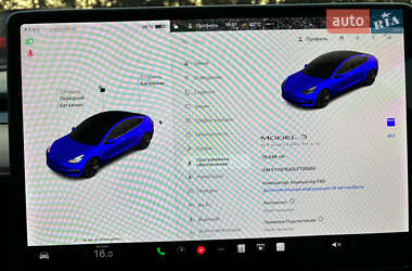 Седан Tesla Model 3 2020 в Черновцах