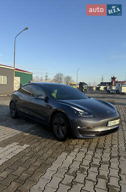 Tesla Model 3 2021