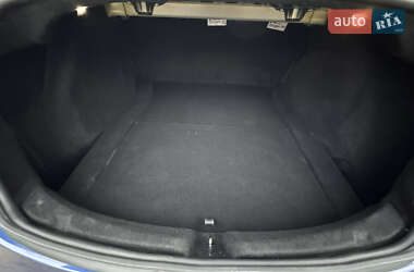 Седан Tesla Model 3 2024 в 