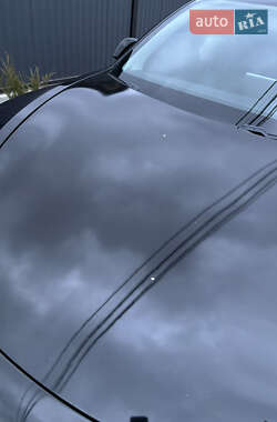 Седан Tesla Model 3 2020 в 