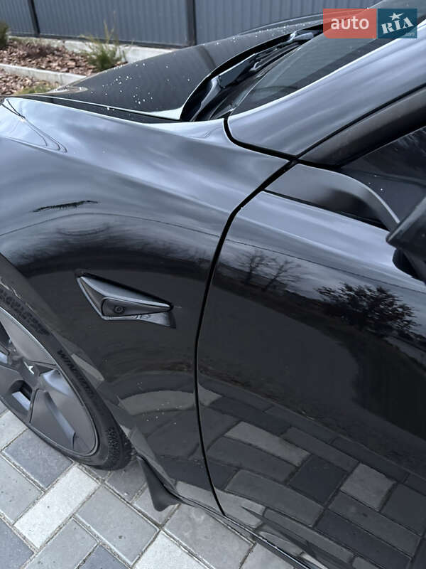 Седан Tesla Model 3 2020 в Киеве