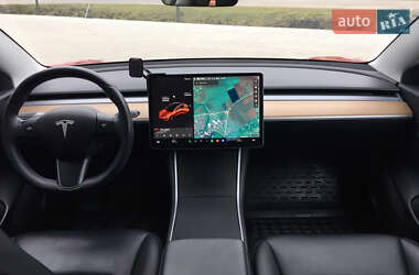 Седан Tesla Model 3 2018 в 