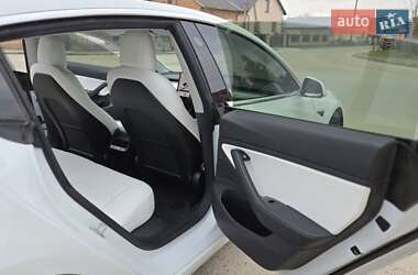 Седан Tesla Model 3 2019 в 