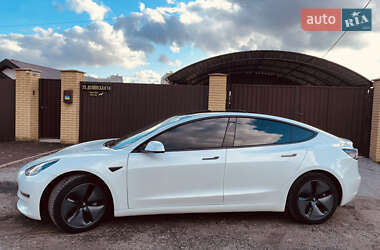 Седан Tesla Model 3 2021 в Запоріжжі