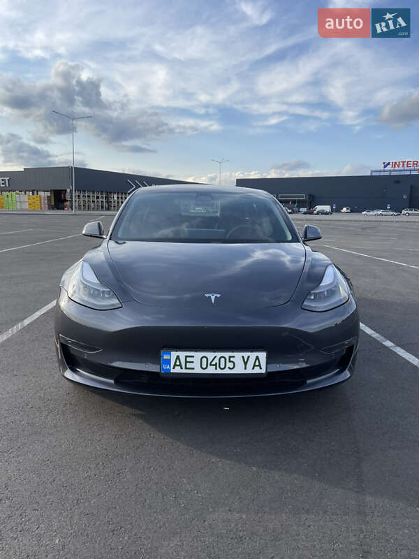Седан Tesla Model 3 2021 в Дніпрі фото 26 Седан Tesla Model 3 2021 в Дніпрі