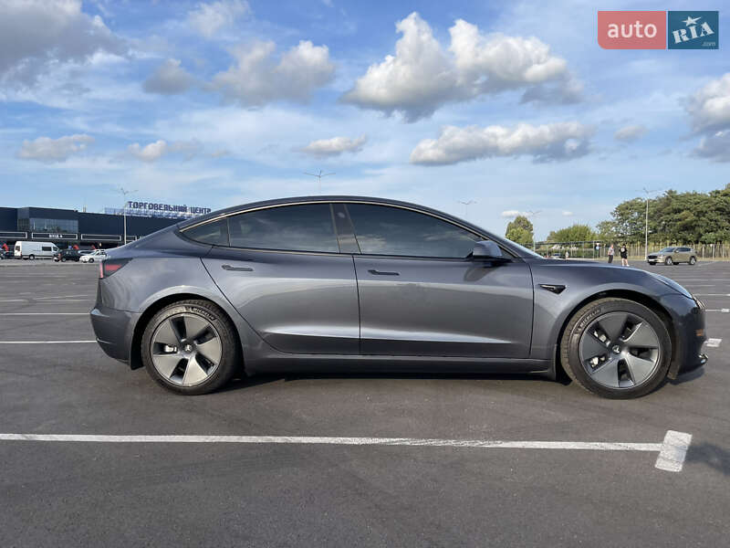 Седан Tesla Model 3 2021 в Дніпрі фото 21 Седан Tesla Model 3 2021 в Дніпрі