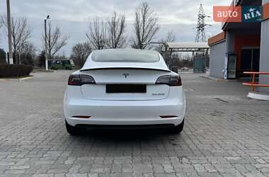 Седан Tesla Model 3 2019 в 