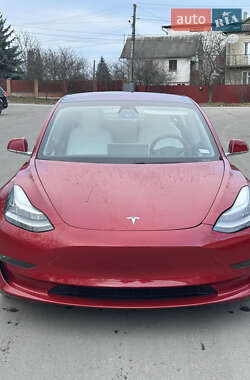 Седан Tesla Model 3 2018 в 