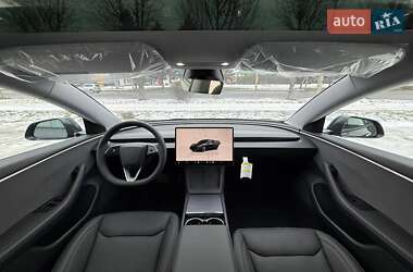 Седан Tesla Model 3 2024 в Луцьку