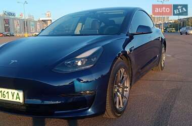 Седан Tesla Model 3 2023 в Одессе