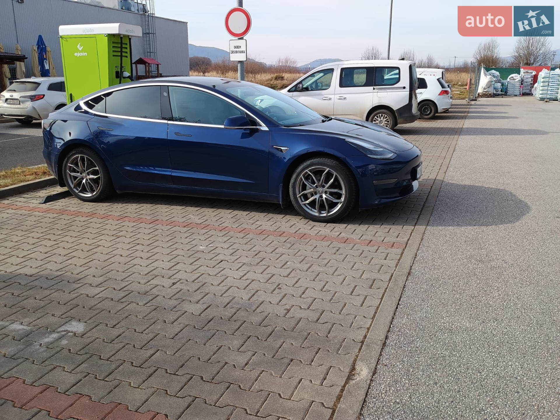2019 Tesla Model 3 - мініатюра 3