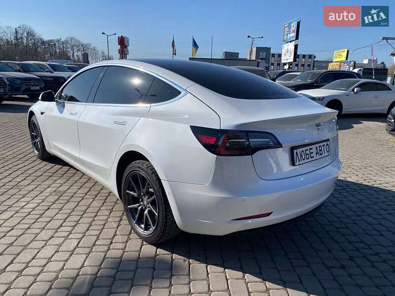 Седан Tesla Model 3 2020 в Львове фото 5 Седан Tesla Model 3 2020 в Львове
