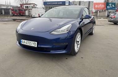 Tesla Model 3 2022