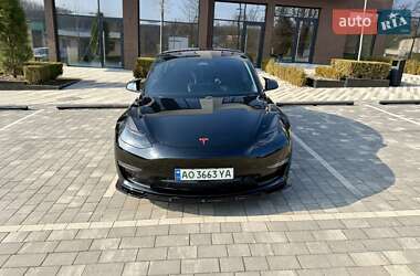 Седан Tesla Model 3 2017 в Ужгороде