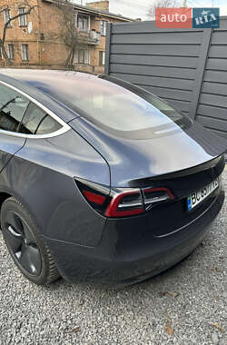 Седан Tesla Model 3 2018 в 
