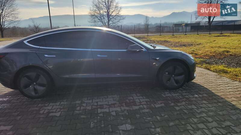 Седан Tesla Model 3 2019 в Тячеве фото 12 Седан Tesla Model 3 2019 в Тячеве