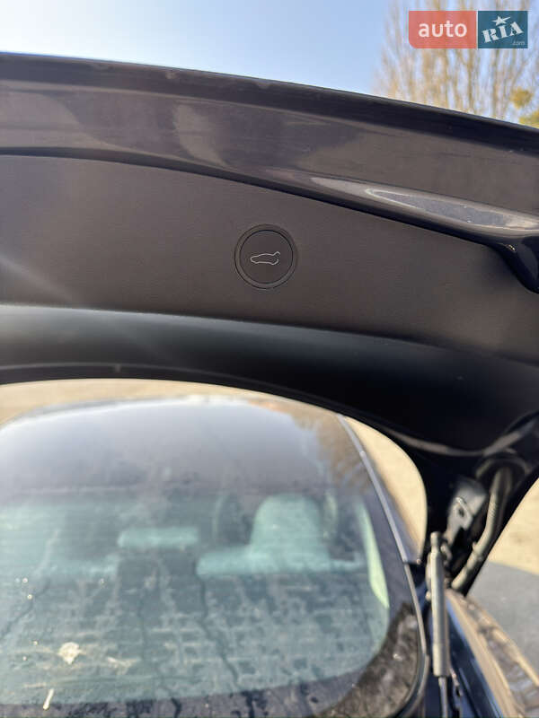 Седан Tesla Model 3 2023 в Киеве фото 6 Седан Tesla Model 3 2023 в Киеве