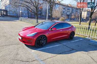 Седан Tesla Model 3 2018 в 