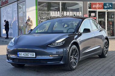 Седан Tesla Model 3 2018 в 