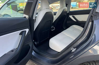 Седан Tesla Model 3 2018 в 