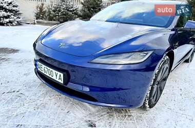 Седан Tesla Model 3 2023 в Дніпрі