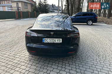 Седан Tesla Model 3 2020 в Львові