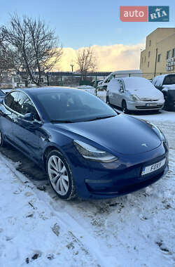 Седан Tesla Model 3 2018 в 