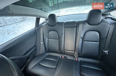 Седан Tesla Model 3 2018 в Харкові