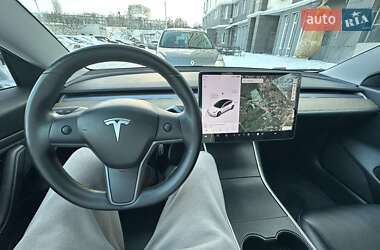 Седан Tesla Model 3 2018 в 