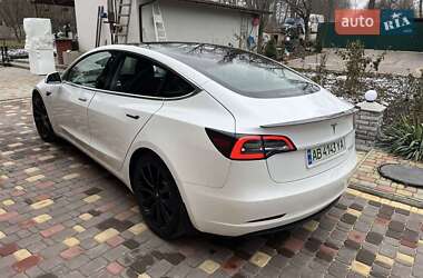 Седан Tesla Model 3 2019 в Казатине