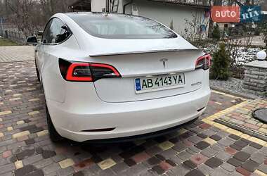 Седан Tesla Model 3 2019 в Казатине