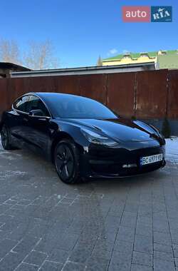 Седан Tesla Model 3 2019 в Львове Седан Tesla Model 3 2019 в Львове