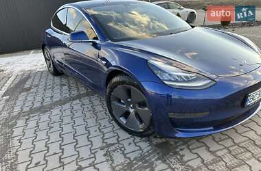 Седан Tesla Model 3 2020 в Львове